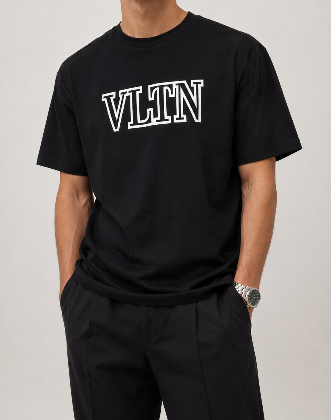 Valentino Garavani VLTN T-Shirt in Bold in Black/White Logo – BuyHeda